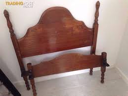 Antique Style Queen Anne Single Bed Frame