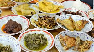 Dishes such as satay, beef rendang, and sambal are enjoyed in both malaysia and. Cnn 40 Indonesian Foods We Can T Live Without Egypt Independent