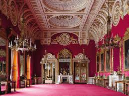 a look inside buckingham palace and
