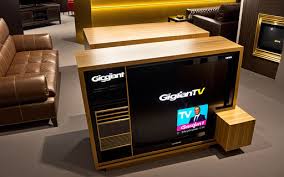 Modern Disign Of A Wide Tv Wall With Tv