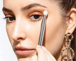 makeup for dry eyelids