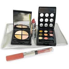 makeup gift set giftwrappers pk