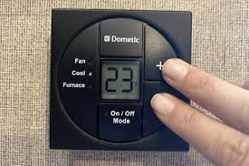 common dometic rv thermostat problems