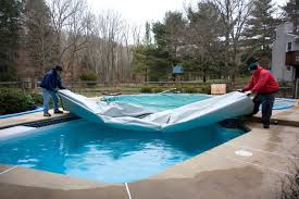 custom swimming pool pool contractors