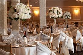 how to decorate a wedding venue