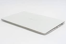 avita liber notebook review zit seng s blog this 13 inch liber notebook is thin and light its dimensions are 315 x 212 x 15 mm and weighs just 1 37 kg the front edge tapers down to just 5 mm