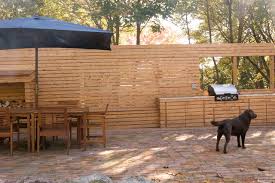 Wood Slat Wall With Outdoor Kitchen