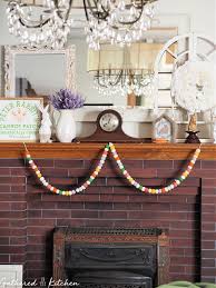 7 Simple And Chic Easter Mantel Decor