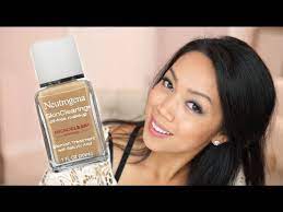 neutrogena skin clearing oil free