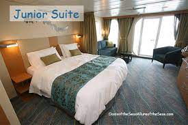 junior suite oasis of the seas aurora