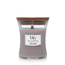 Woodwick candles are unique candles that can add a lot of ambiance and pleasantness to a home. Woodwick Candles How Do They Work And What Are The Best Scents