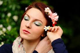 the best makeup for red hair eyeshadow