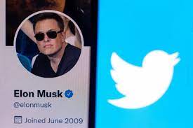 Elon Musk wants to buy Twitter ...