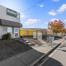 self storage units near central point