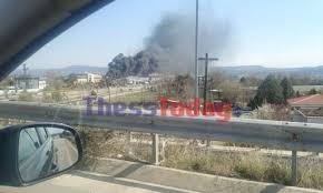 Συναγερμός από πυρκαγιά σε διαμέρισμα Synagermos Sth 8essalonikh Fwtia Konta Se Stratiwtiko Aerodromio Newsbomb Eidhseis News