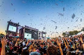 Annually this music festival draws between 2,500,000 and 3,000,000 fans. Breakaway Music Festival Sets Dates Gets Into The Nft Craze Mlive Com