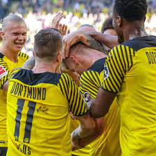 Dortmund – Wolfsburg: Fans rasten völlig aus – „Heule gleich“ - derwesten.de