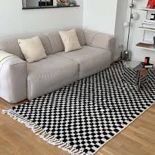 checd black and white rug