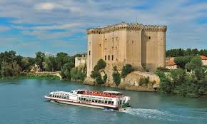 Croisières Mireio : Croisière fluviale sur le Rhone au départ d'Avignon |  Avignon et Provence