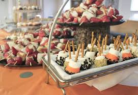 Finger food ideas are delicious recipes that are the best way to make something tasty to share with your guests in no time! College Graduation Party Ideas