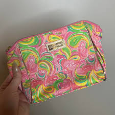 lilly pulitzer makeup bag like new