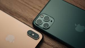 These buttons act as the camera shutter buttons. Apple Iphone 11 Pro Vs Iphone Xs Camera And Night Mode Comparison Cnet