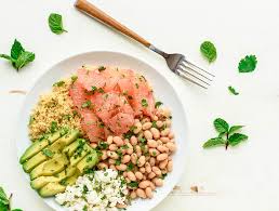 They tend to store fat relatively quickly but have a difficult time losing it, and have the slowest metabolism out of the three body types. 38 High Protein Dinners That Taste Great And Keep You Full Self