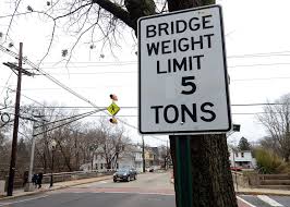 weight limit on pine street bridge