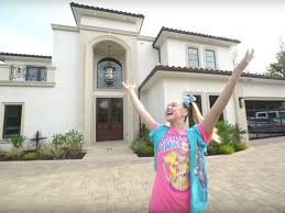 She is known for appearing for two seasons on dance moms along with her mother. Video 16 Year Old Jojo Siwa S Mansion Tour On Youtube
