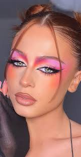 neon 90s makeup look