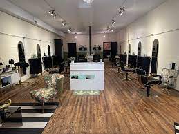 the salon on middle