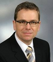 Ulrich Kenk, Mitglied des Vorstandes der S.A.G. Solarstrom AG, ...