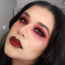 female devil halloween makeup