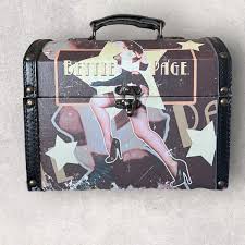 vine betty page carrying case pin up
