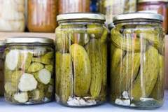 Who should not eat pickles?
