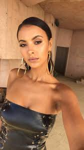 Search by tag or locations, view users photos and videos. Maya Jama On Twitter Firstly Make Up From The Gods Bookjanelle On Instagram