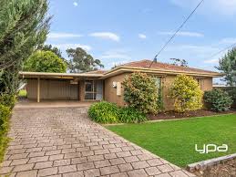4 lode court diggers rest vic 3427