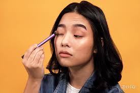 easy bigger eyes makeup tutorial for