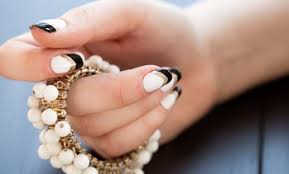 longmont nail salons deals in and