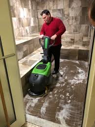 how floor scrubber machines work