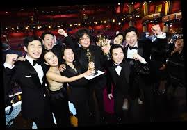 Adakah di sirkel pertemananku ? V Of Bts Congratulates Bong Joon Ho And Choi Woo Shik On Oscar Win Showcelnews Com