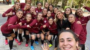 Galatasaray kadın futbol takımı oyuncuları kim? Galatasaray kadın futbol  takımı teknik direktörü kim? - Timeturk Haber