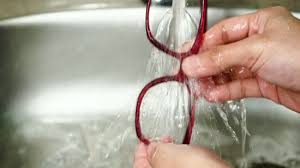 How To Clean Plastic Eyeglasses 2 Easy