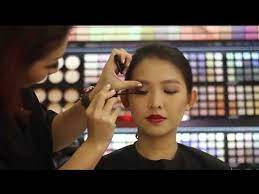 shu uemura s makeup tutorial daily eye
