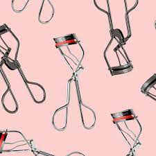 While your eye is open, open the curler. 9 Best Eyelash Curlers Of 2021 How To Use A Lash Curler