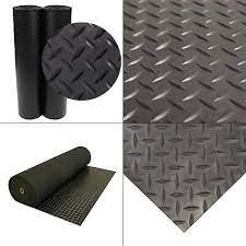 black rubber flooring