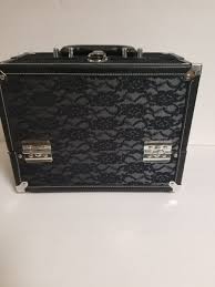 caboodles primped and polished extra