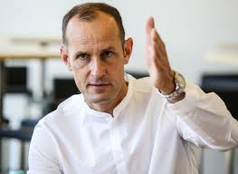 Amidst a poor run which has seen his side slip into a relegation battle, bayern munich rivals fc augsburg have fired their head coach, heiko herrlich. Augsburg Boss Backs Heiko Herrlich To Stay On As Coach