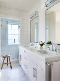 washstand with side towel bar design ideas