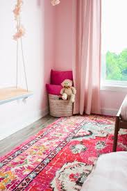decorate with pink in the bedroom